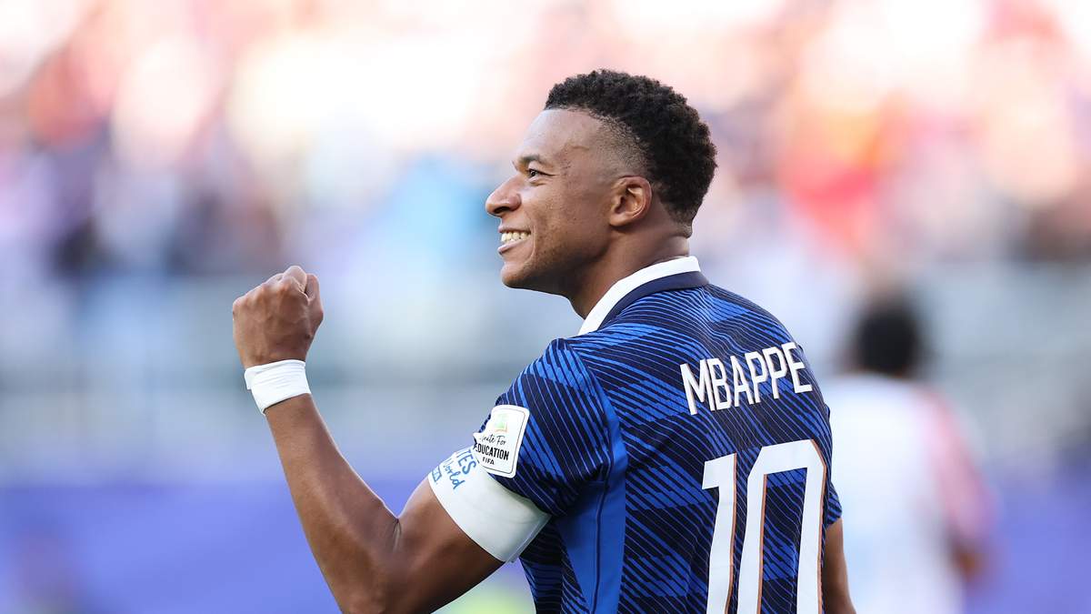 France, Morocco Kick Off World Cup Quarters On Thursday | Talk Radio 105.9