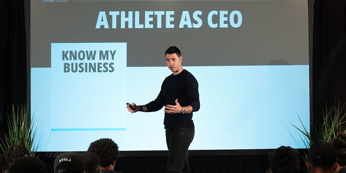 Meet JPMorgan Wealth Planner in Your College Team's Locker Room