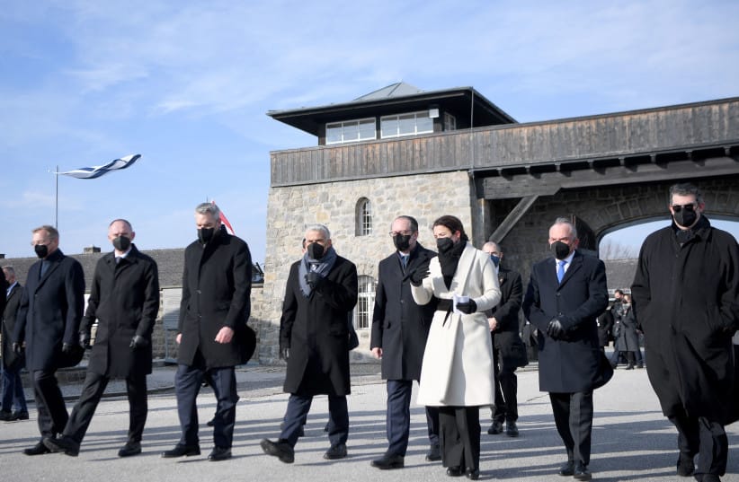 Director of the Mauthausen Memorial Barbara Glückand and the President of the Jewish Community of Vienna (IKG) and the Federal Association of Jewish Religious Communities in Austria Oskar Deutsch attend a Holocaust memorial ceremony, January 27, 2022.