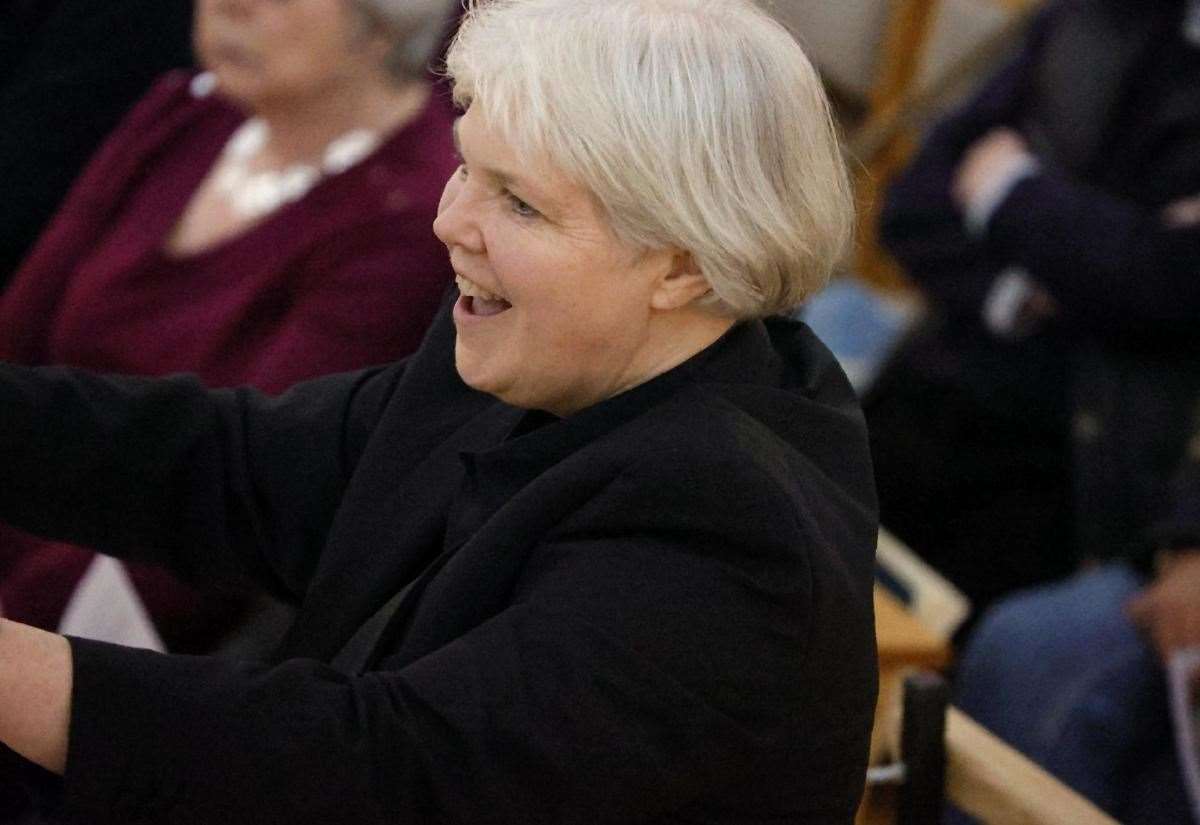 Pangbourne Choral Society sings music from Iceland to New Zealand, Japan to Brazil …every continent, in 10 languages!