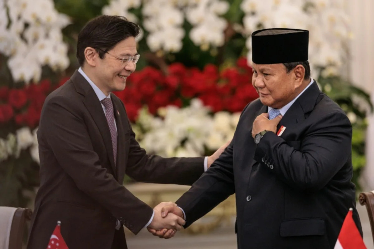 Indonesia, Singapore say key oil passage will remain 'accessible'