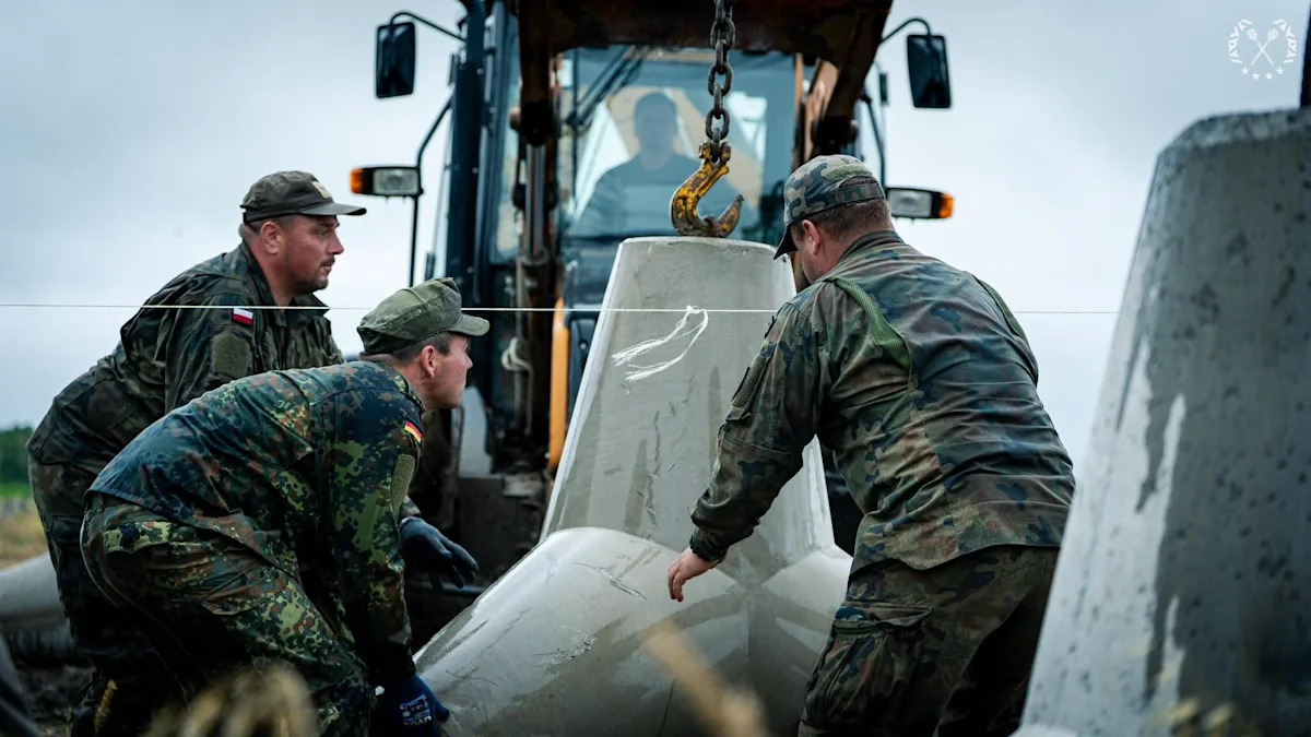 German army sends combat engineers to help fortify Poland's border