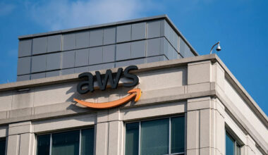 Europe is tackling the cloud oligarchy. Why isn't Canada?