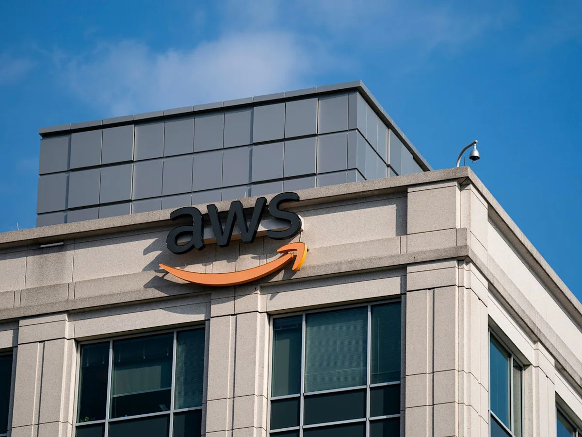 Europe is tackling the cloud oligarchy. Why isn't Canada?