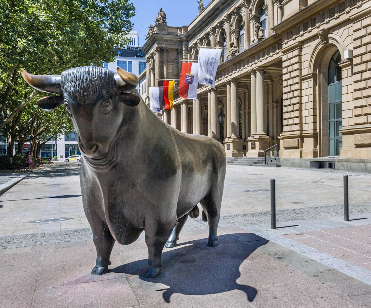Europe sees record gap between PE-backed and listed companies