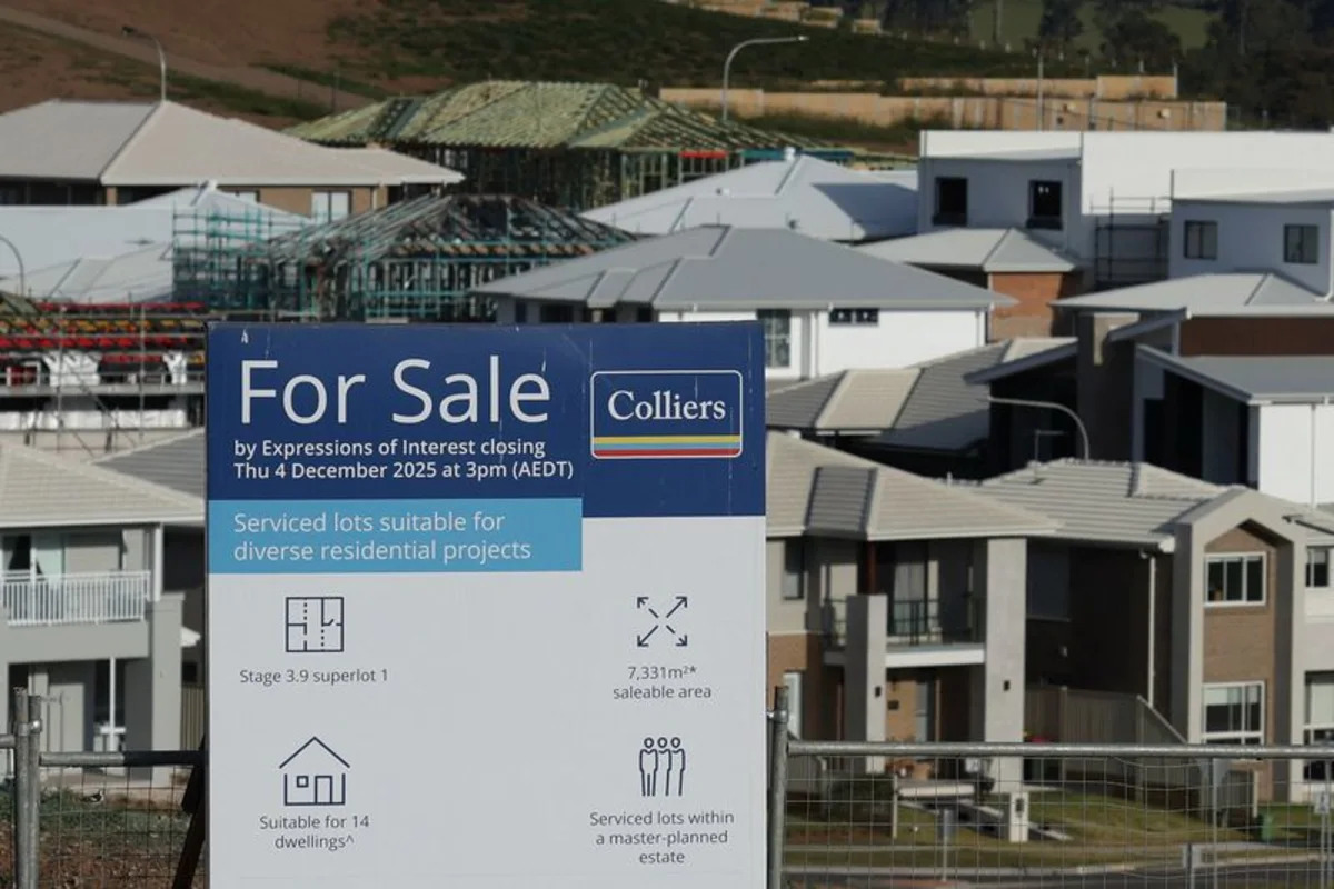 Australia home prices suffer steepest fall in 3-1/2 years as rates burst bubble