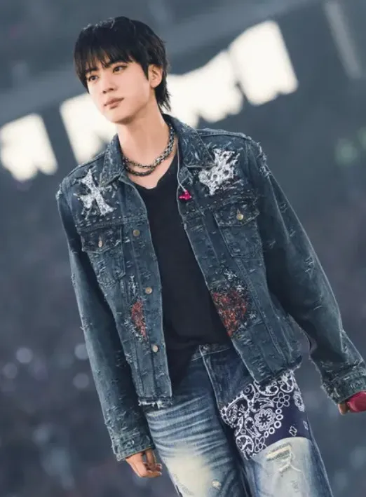 BTS Jin Captivates Fans with Stunning Visuals at Brussels Concert