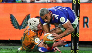 France storm back with 30 straight points to beat Australia 42-26