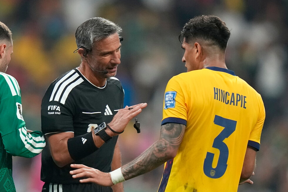 FIFA picks Slovenia's Slavko Vinčić as World Cup final referee