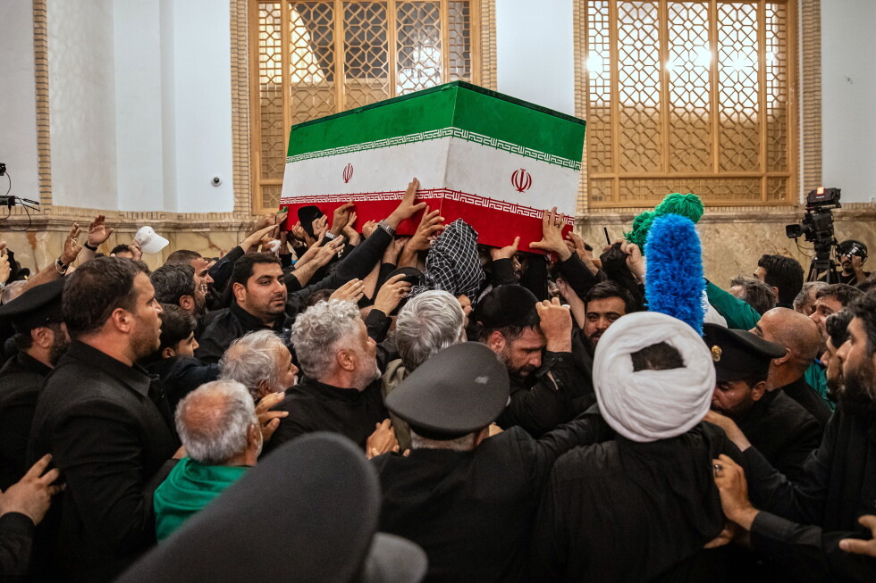 Trump threatens Iran after Ayatollah Ali Khamenei's funeral saw calls for his killing