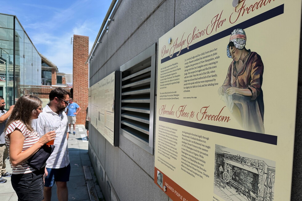Federal government replaces exhibit about slavery in Philadelphia