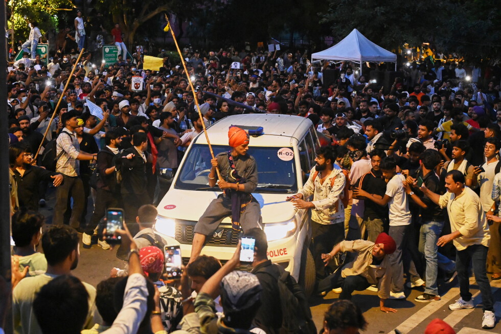 India's 'Cockroach' protests press on despite police crackdown