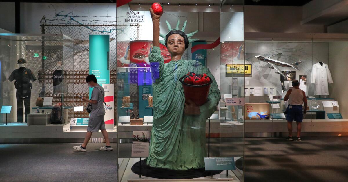 Trump orders new signs outside Smithsonian claiming some exhibits are inaccurate