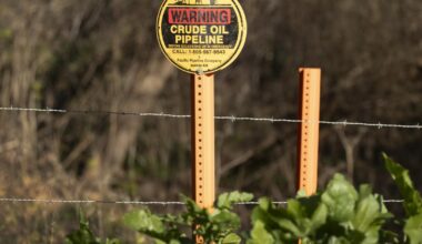 California, again, fights Trump administration over Santa Barbara oil pipeline