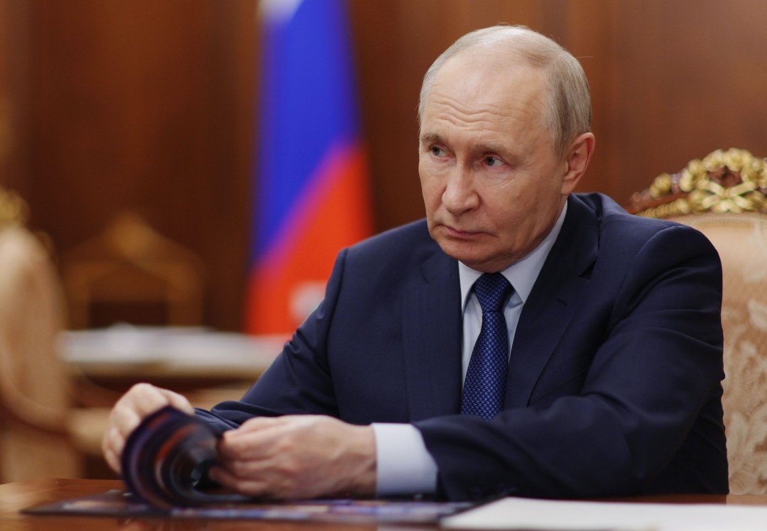 US Warns Putin May Test NATO With Hybrid Attacks