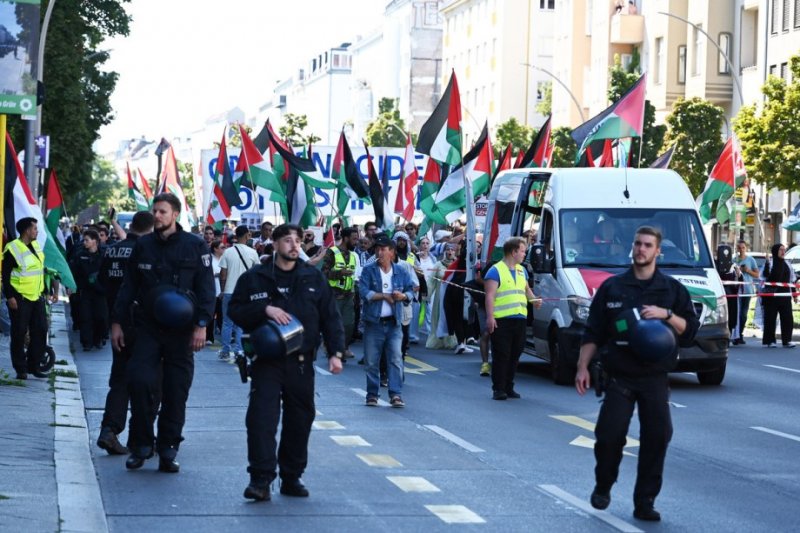 Pro-Palestinian demonstrators take to Berlin’s streets