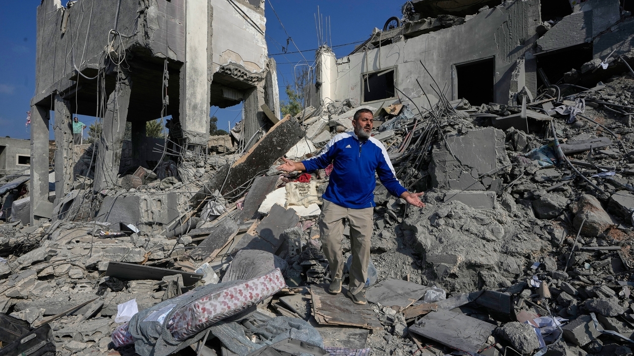 Vessel is attacked in Hormuz, Israeli strike kills 7 in Lebanon, and other news from the Middle East