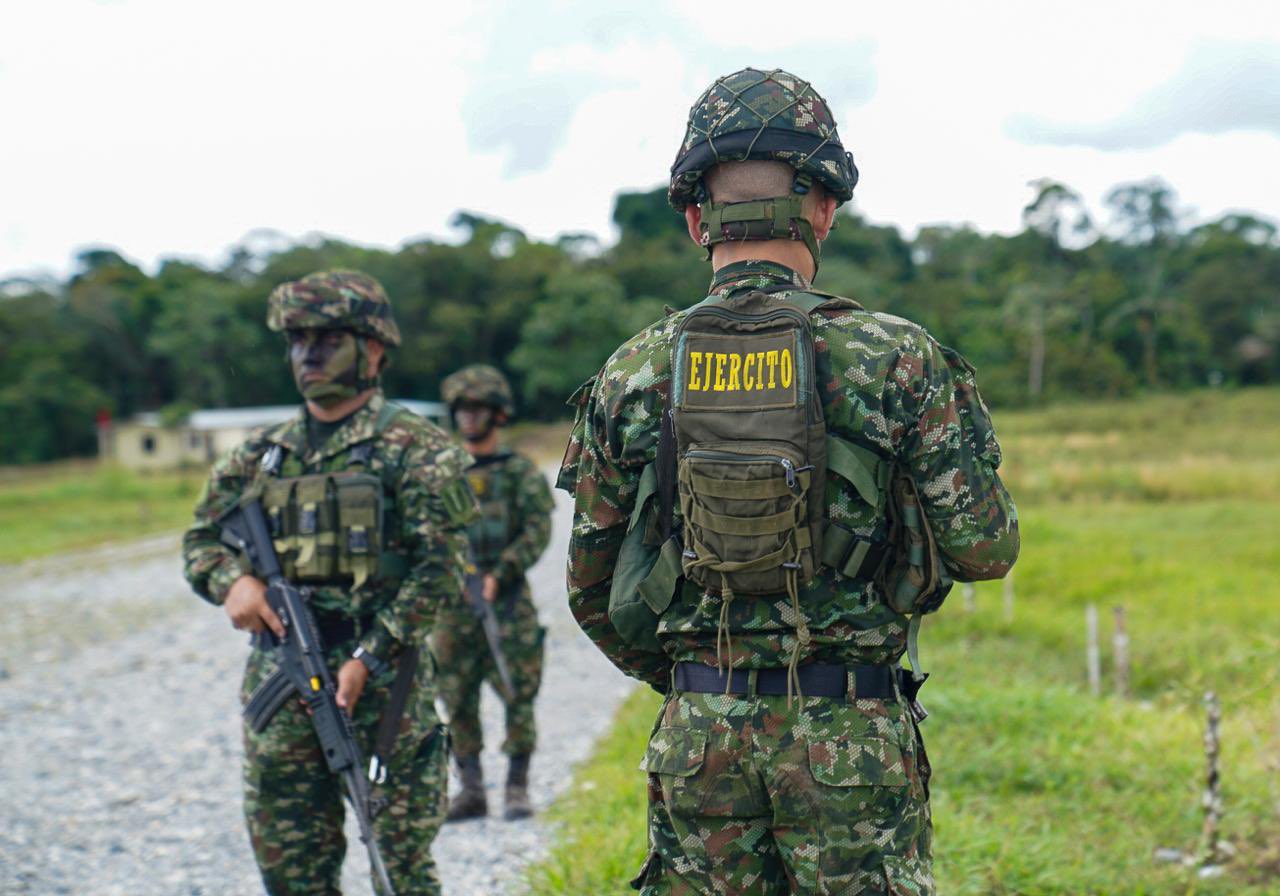 Report warns of risks of Colombia president's hardline military strategy