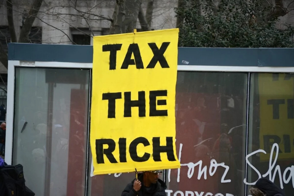 Bernie Sanders Slammed Google Co-Founder for Spending Millions to Stop California's Billionaire Tax Proposal—Crypto Punters Weigh Passage Odds