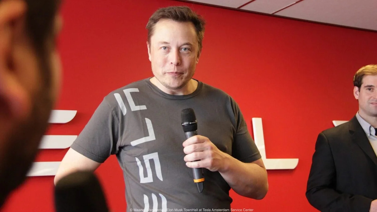 Elon Musk Gets A Tesla Worker’s Annual Pay Every 4.23 Seconds