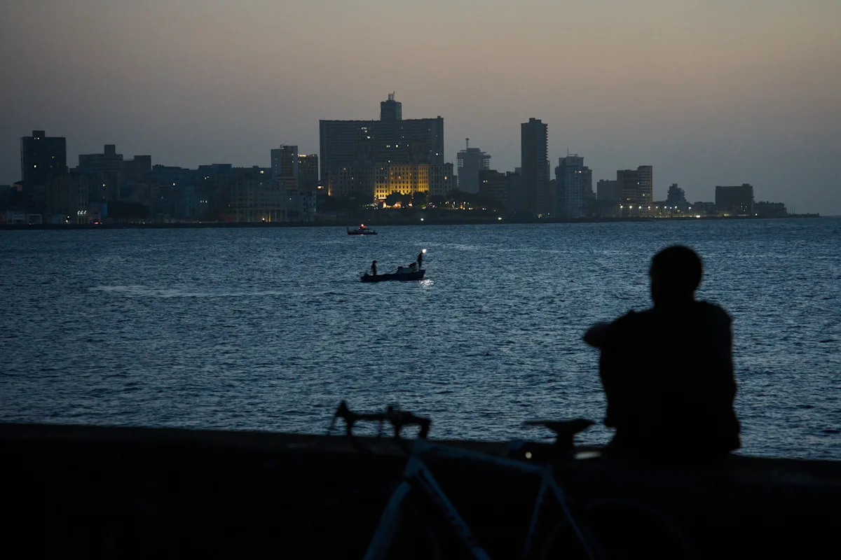 US sends more intel assets to Cuba