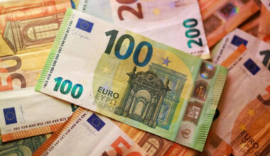 Record German debt sales deepen strains for Europe's battered bond market