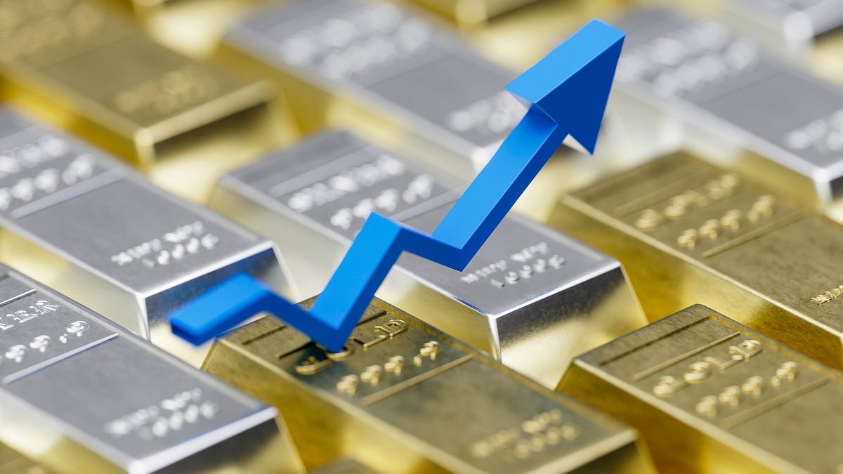 Gold and Silver: The Hidden Forces Driving Its Price Movements