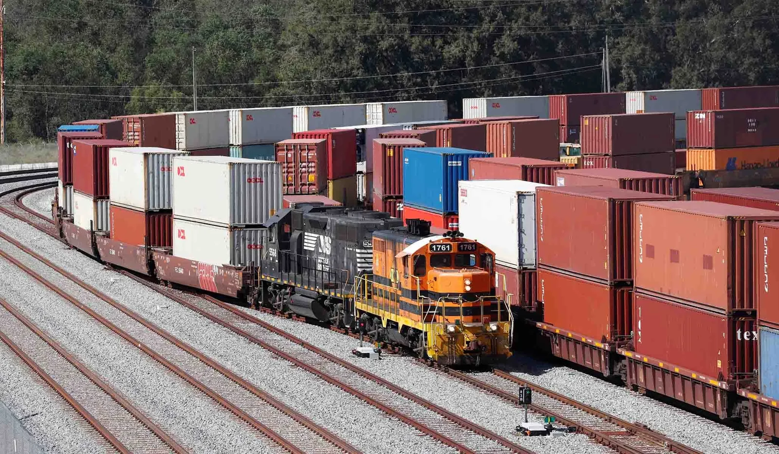 How the US-Canada Trade War Impacts Connecticut » CBIA