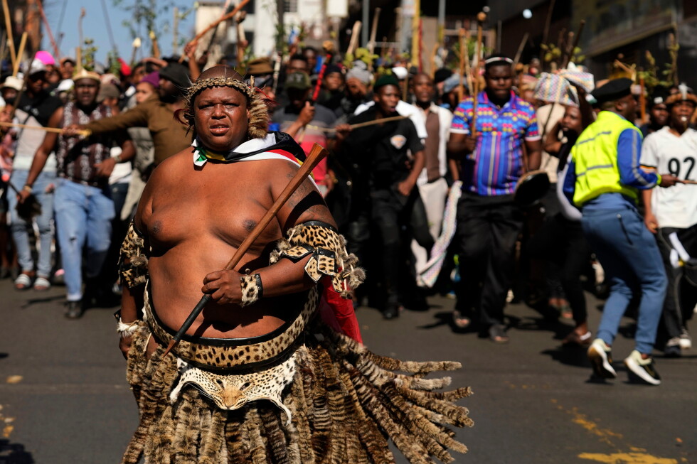South Africa urges African governments to cover costs of immigrant repatriation