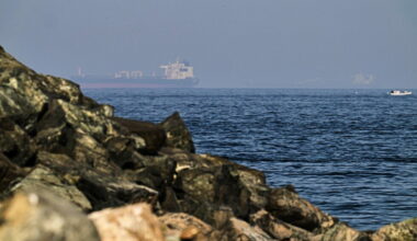 Trump's anger with Iran extends to Oman over Strait of Hormuz