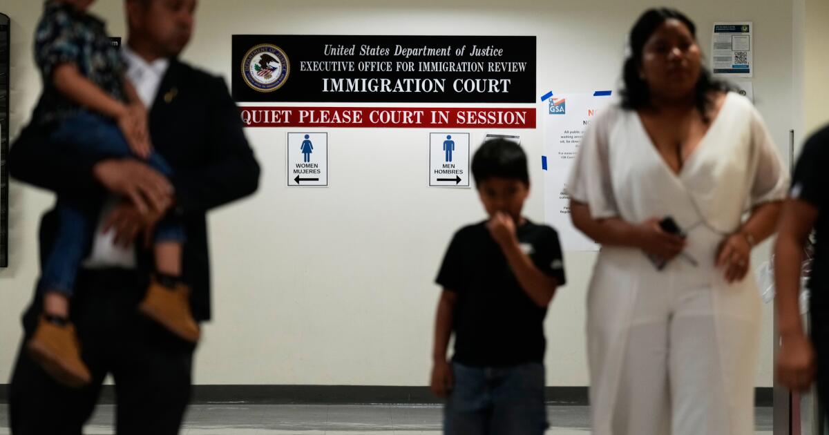 Law firm with ties to Trump declines to represent migrant children