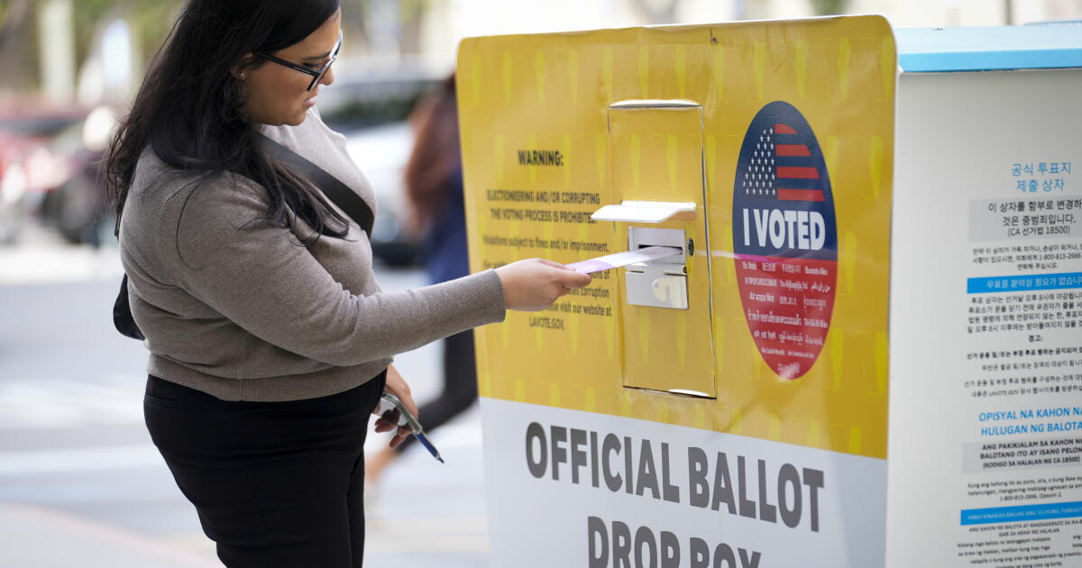 Lawmakers send bills to Newsom shoring up ballot security, transparency for paid political posts