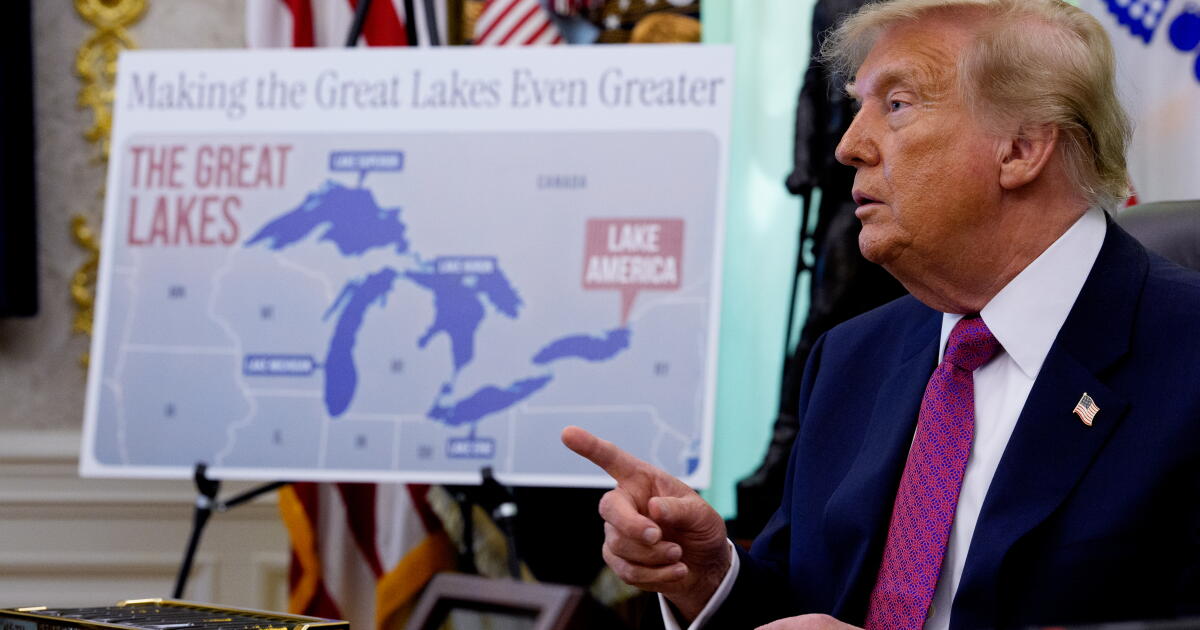 Mapquest takes stand over Trump's 'Lake America.' Also, still exists