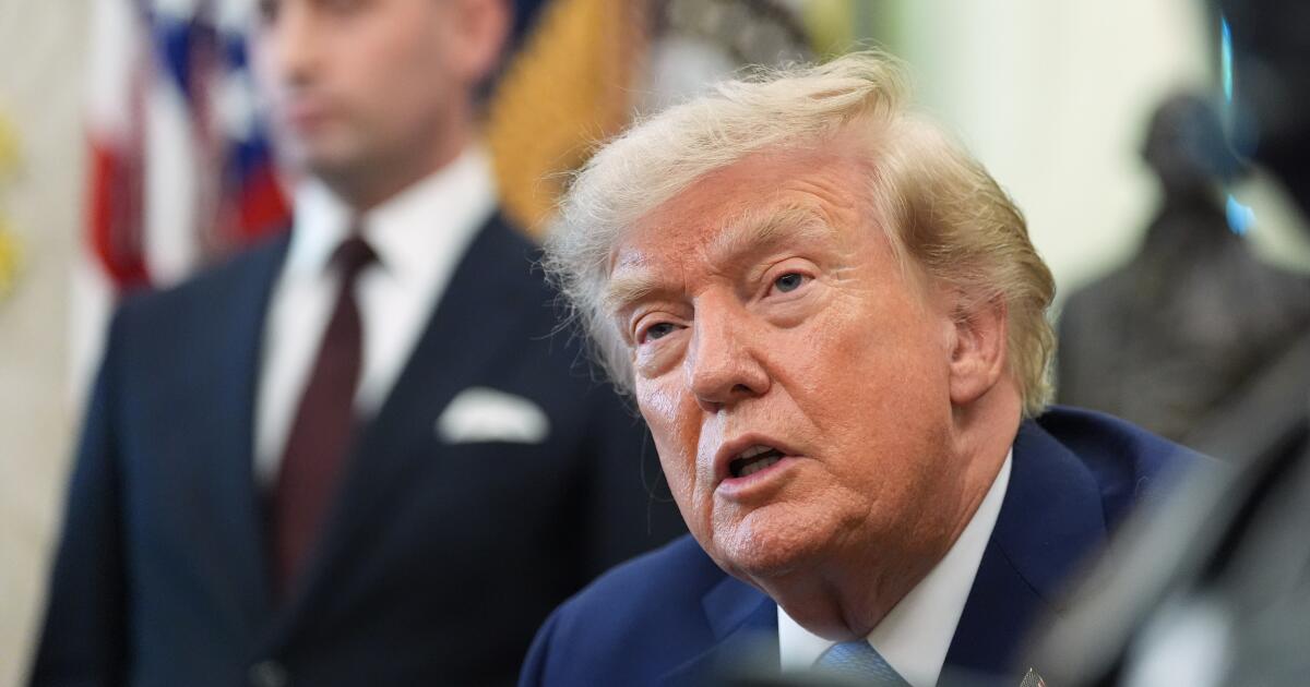 Trump signs immigration actions to limit birthright citizenship