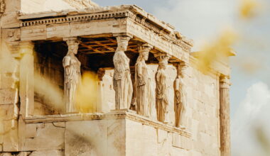 Alaska Airlines Adds New Paris and Athens Routes