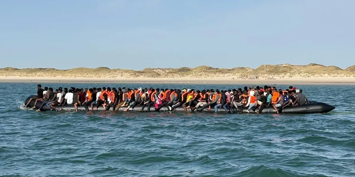 Migrant crisis: Illegals crammed onto Channel dinghies soars under Labour despite fall in summer boat crossings