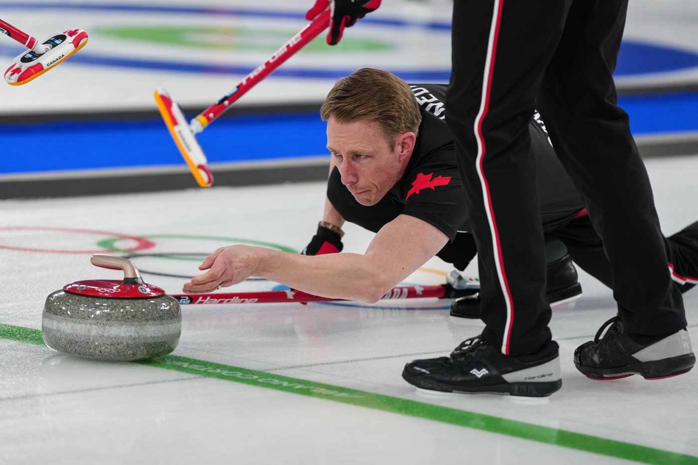 Curling Canada adopts World Curling rulebook, including new double-touch rule | NanaimoNewsNOW