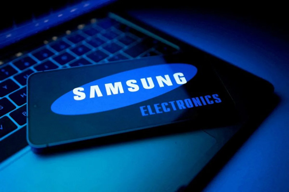 Analysis-Samsung, SK Hynix payouts test South Korea's reform drive as investors seek more