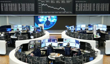 European shares post worst day since March; Trump threat rattles Spanish stocks