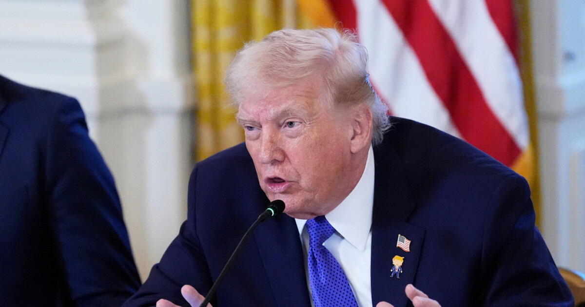 Trump meets with oil executives at White House in push to lower gas prices