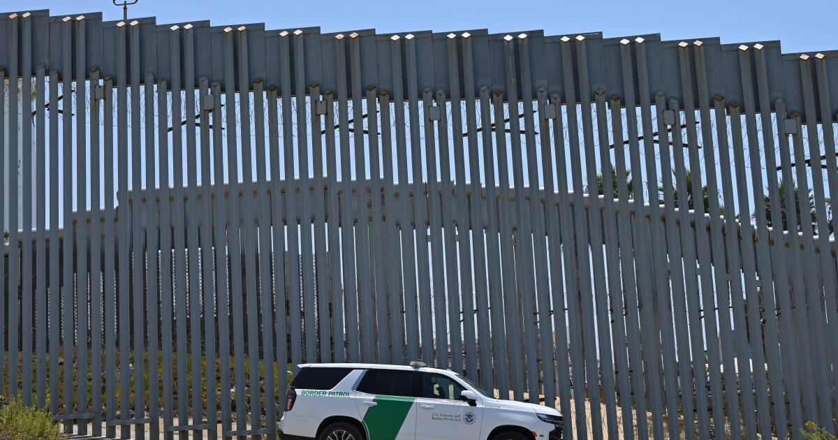 Inside Trump's push for zero migrants — and the tunnels defying it