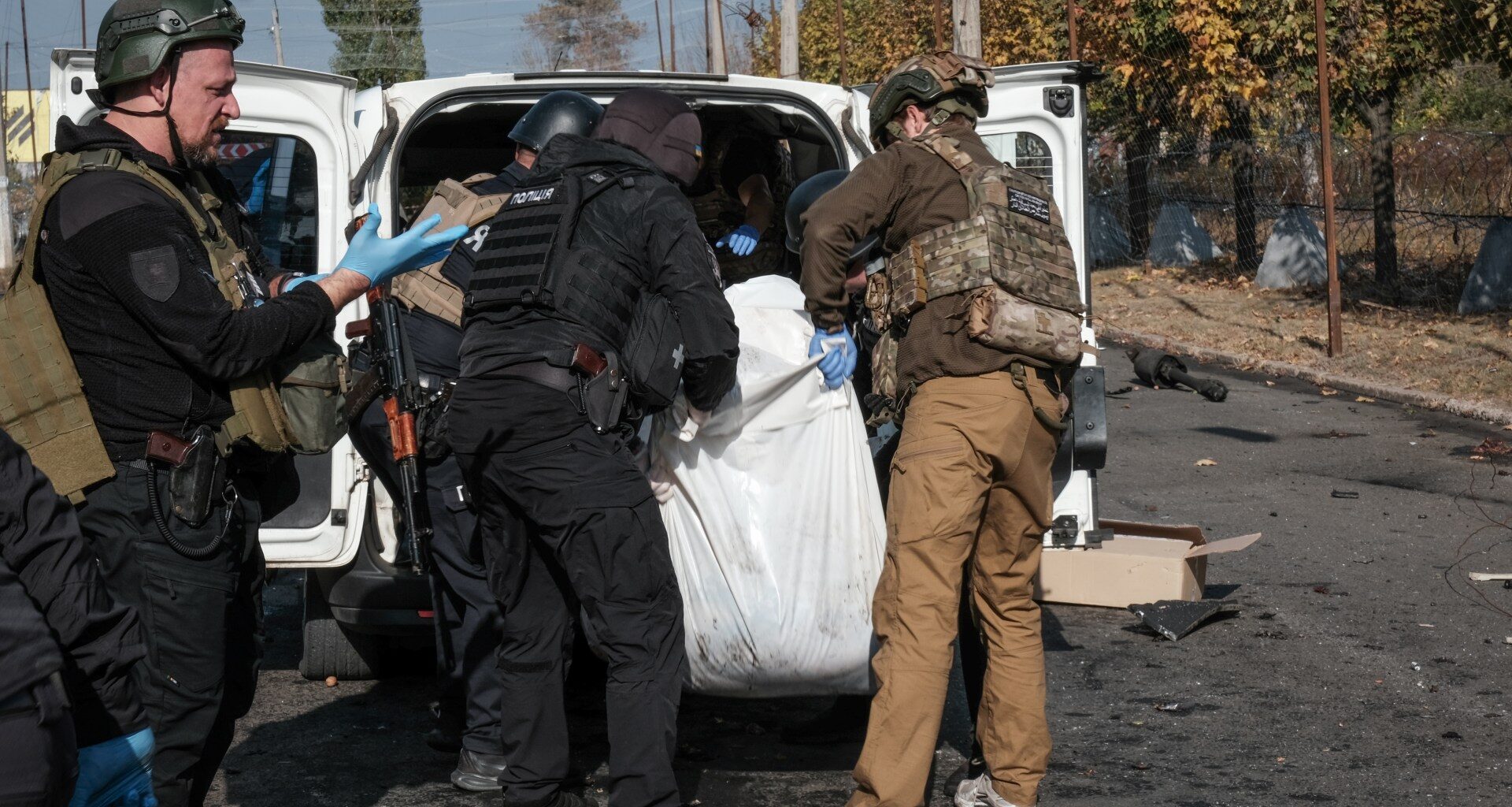 More killed in Kramatorsk as Russia targets Ukraine’s transportation system | Russia-Ukraine war News